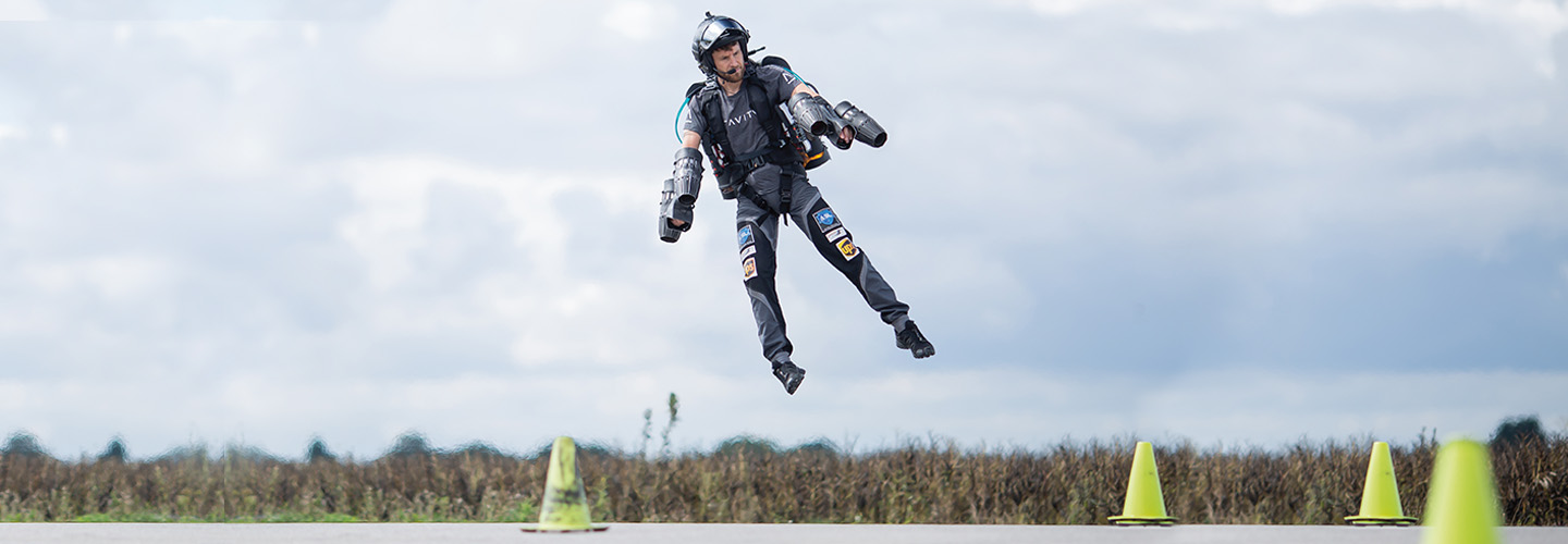 This highly maneuverable rotor jetpack takes you one step closer to your  Iron Man suit! - Yanko Design